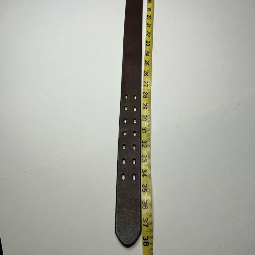 Old Navy Brown Men's SZ S Leather Belt Western Country Timeless Everyday Casual